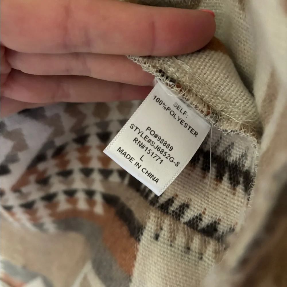 Shacket Aztec pattern - Picture 5 of 5